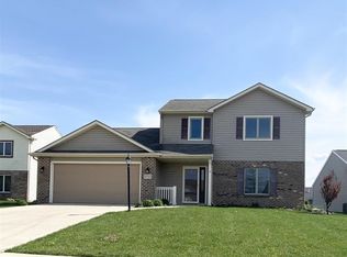 2727 Sapphire Ct, Fort Wayne, IN 46818