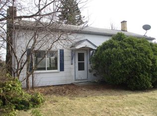 2197 Wisconsin Ave, Cedarburg, WI 53012