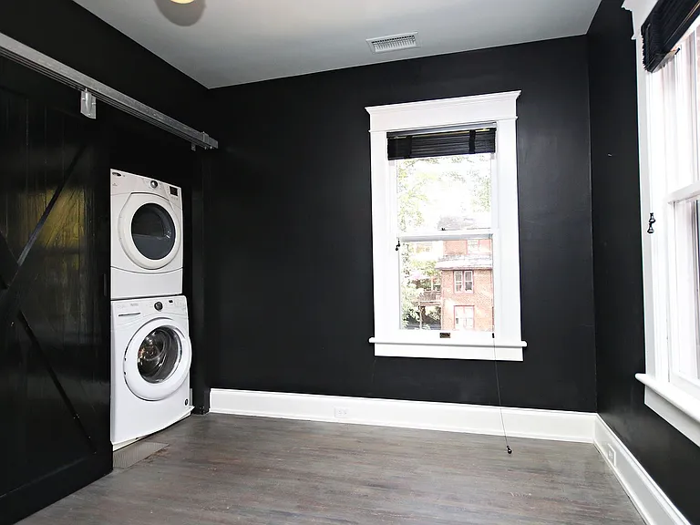 2nd St NE 423 — Photo 19