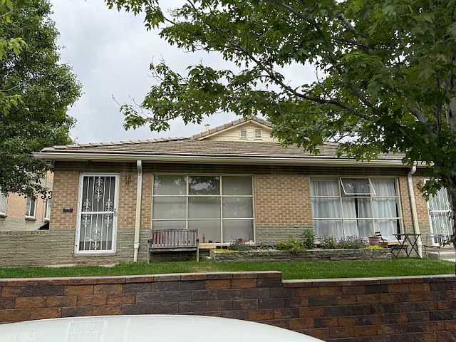 33 N Clarkson Street