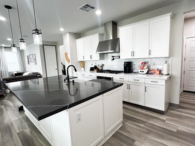 30761 Laelia Cir — Photo 9