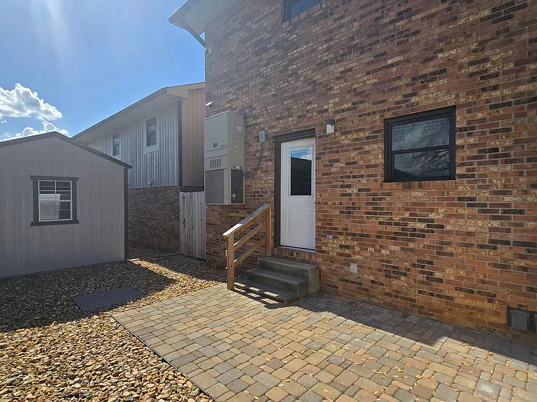 3459 Bloomingdale Rd #6 — Photo 16
