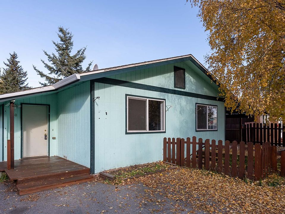 1st image of 910 25th Ave