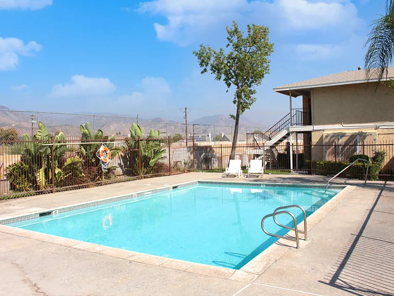 Mountain Gate Apartments — Photo 27