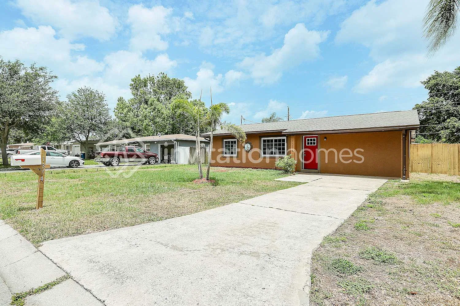 1374 Tuscola St Clearwater, FL 33756 — Photo 1