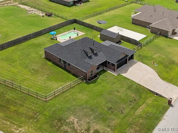 12951 N 42nd East Ave, Skiatook, OK 74070