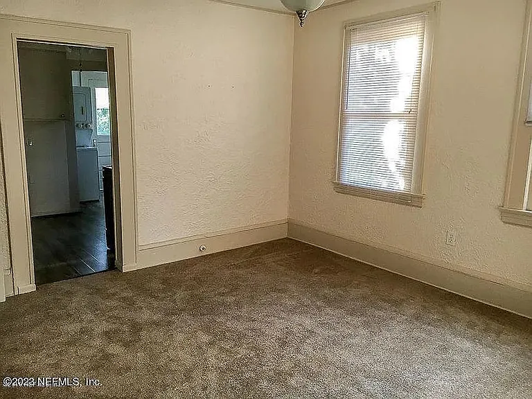 1145 Talbot Ave #1145 — Photo 9