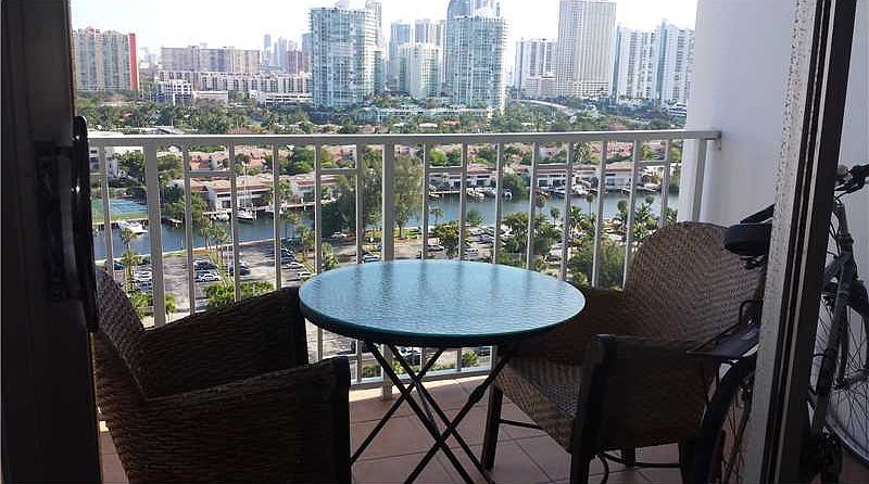1st image of 500 Bayview Dr APT 1827