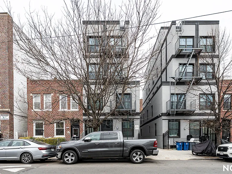 221 Martense St #3B — Photo 11