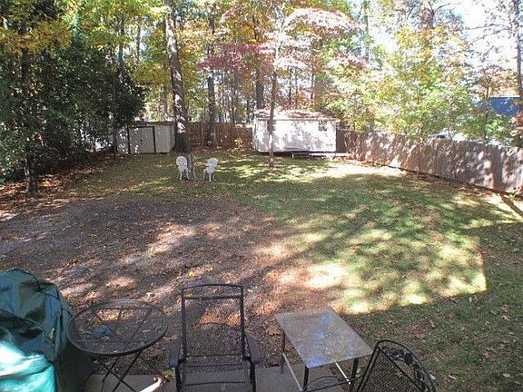 2nd image of 112 Mainview Dr