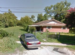 903 Booth St, Houston, TX 77009
