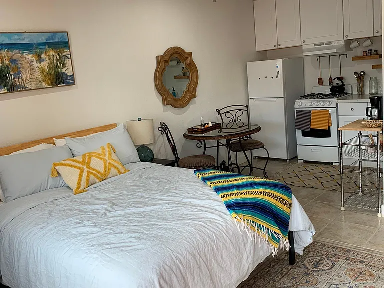 4094 Myrtle Ave — Photo 6