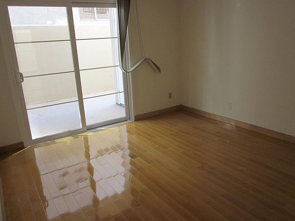 3rd image of 4300 Beverly Glen Blvd APT 114