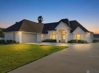 11867 Home Port Dr, Saint Amant, LA 70774
