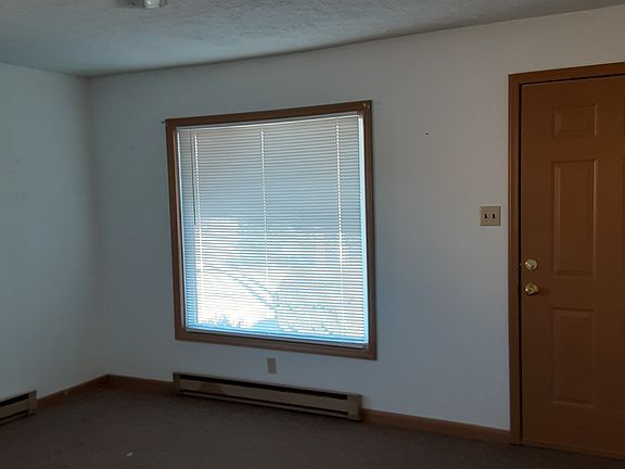 5th image of 4541 Francis Rd