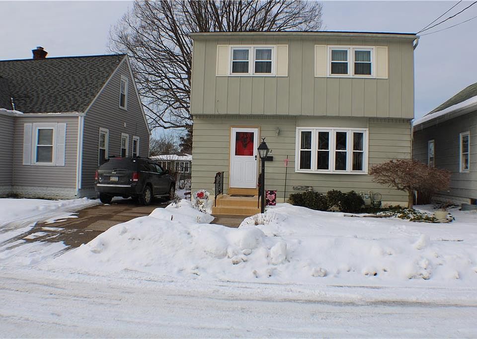 1st image of 1442 W 31st St