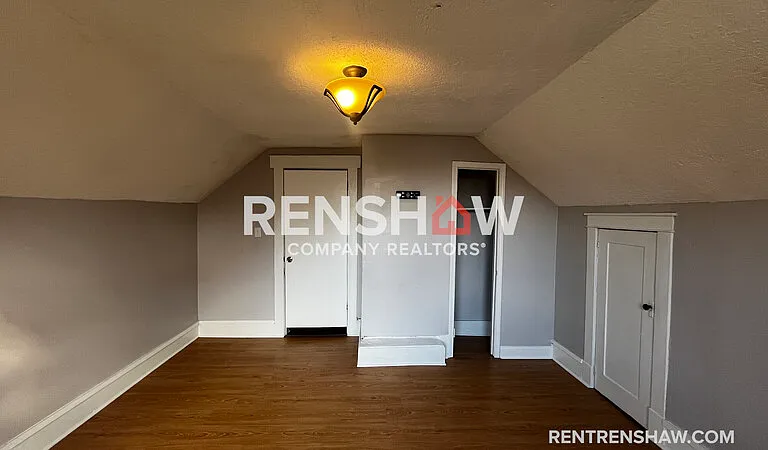 1817 Edward Ave — Photo 3