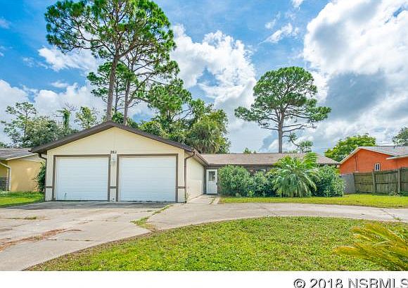 1st image of 2811 Royal Palm Dr