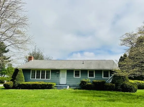 7690 Maple St, Fairview, PA 16415