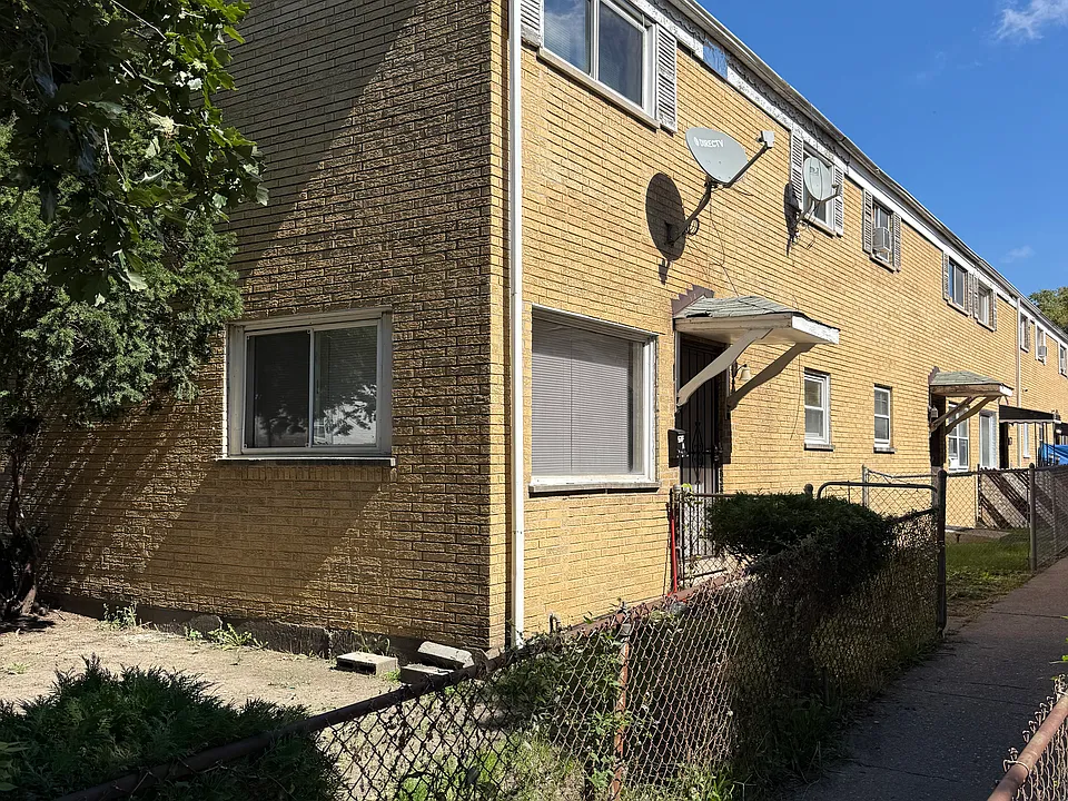 537 N Central Ave #A