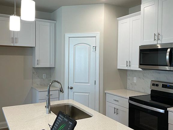 owner will provide refrigerator