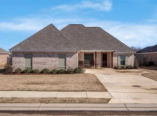 157 Western Ridge Cir, Canton, MS 39046