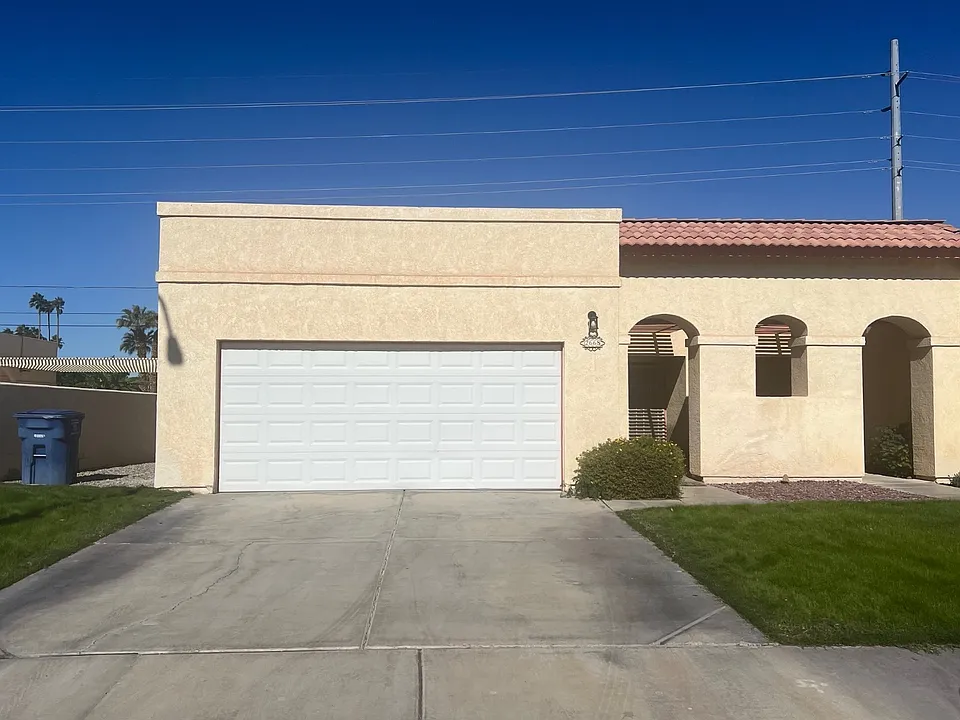 2668 W 12th Pl