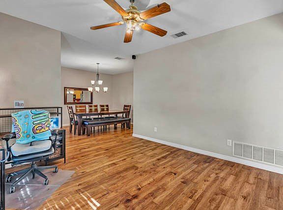 4th image of 1411 Honeysuckle Ridge Ct