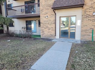 275 Kingsmere Blvd #101, Saskatoon, SK S7J4J6