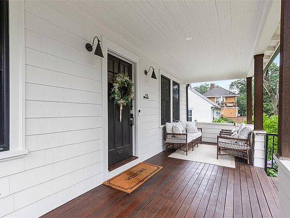 4th image of 15 Berwick Pl