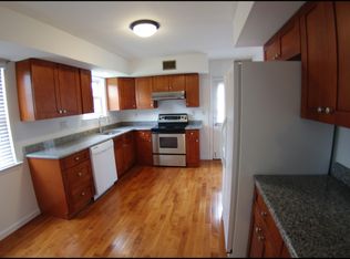 409 Midvale Ave, Upper Darby, PA 19082