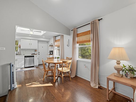5th image of 316 Victoria Dr