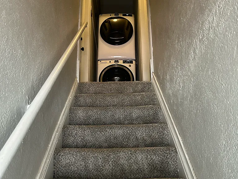 Shared Washer and Dryer Angle 2