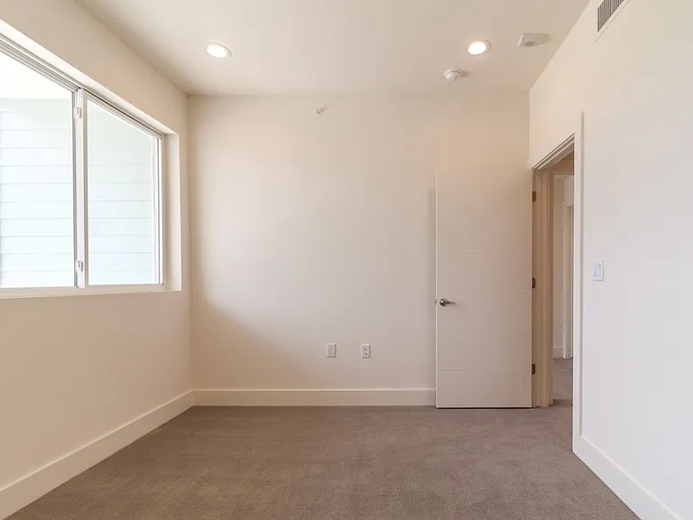 604 N Bluff Dr #245 — Photo 13