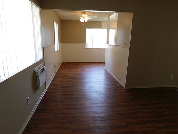 3rd image of 546 E Hurst St APT 1