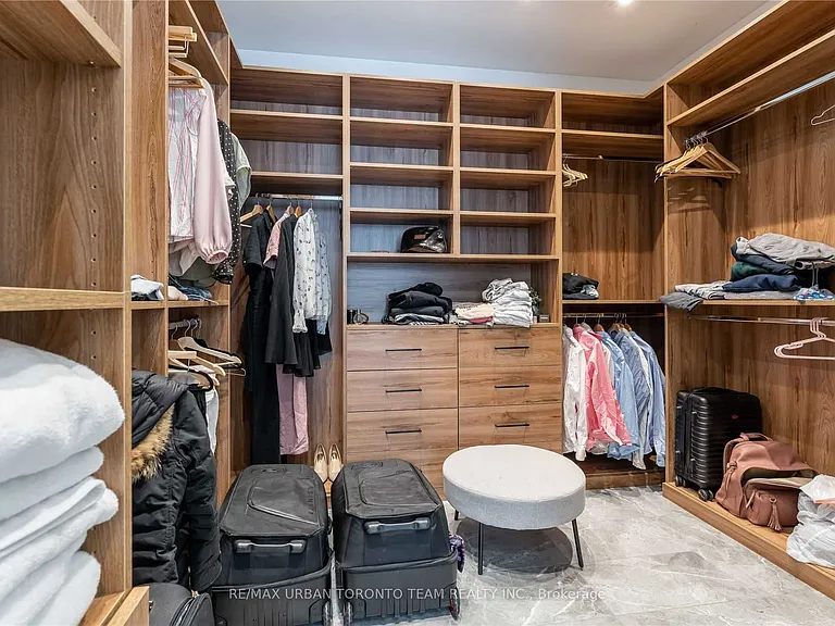 39 Cardigan Rd — Photo 26