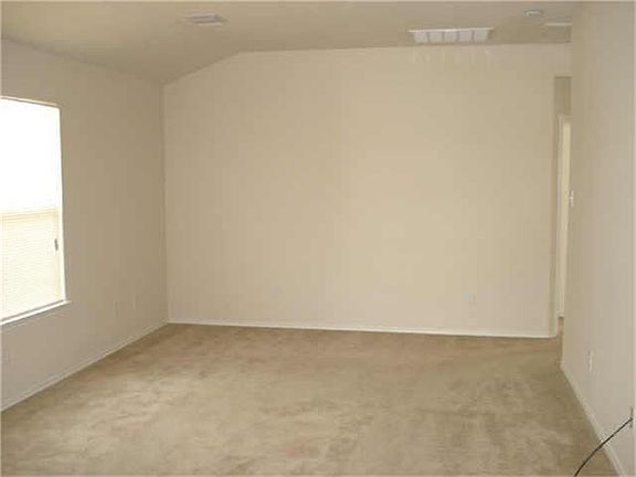 5th image of 19319 Moss Meadow Ln