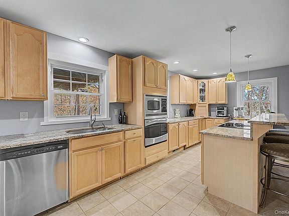 3rd image of 57 Buhleir Road