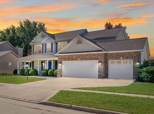 2005 Emerald Dr, Champaign, IL 61822