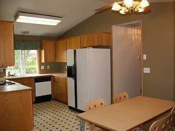 3rd image of 7162 SE Stella Ct