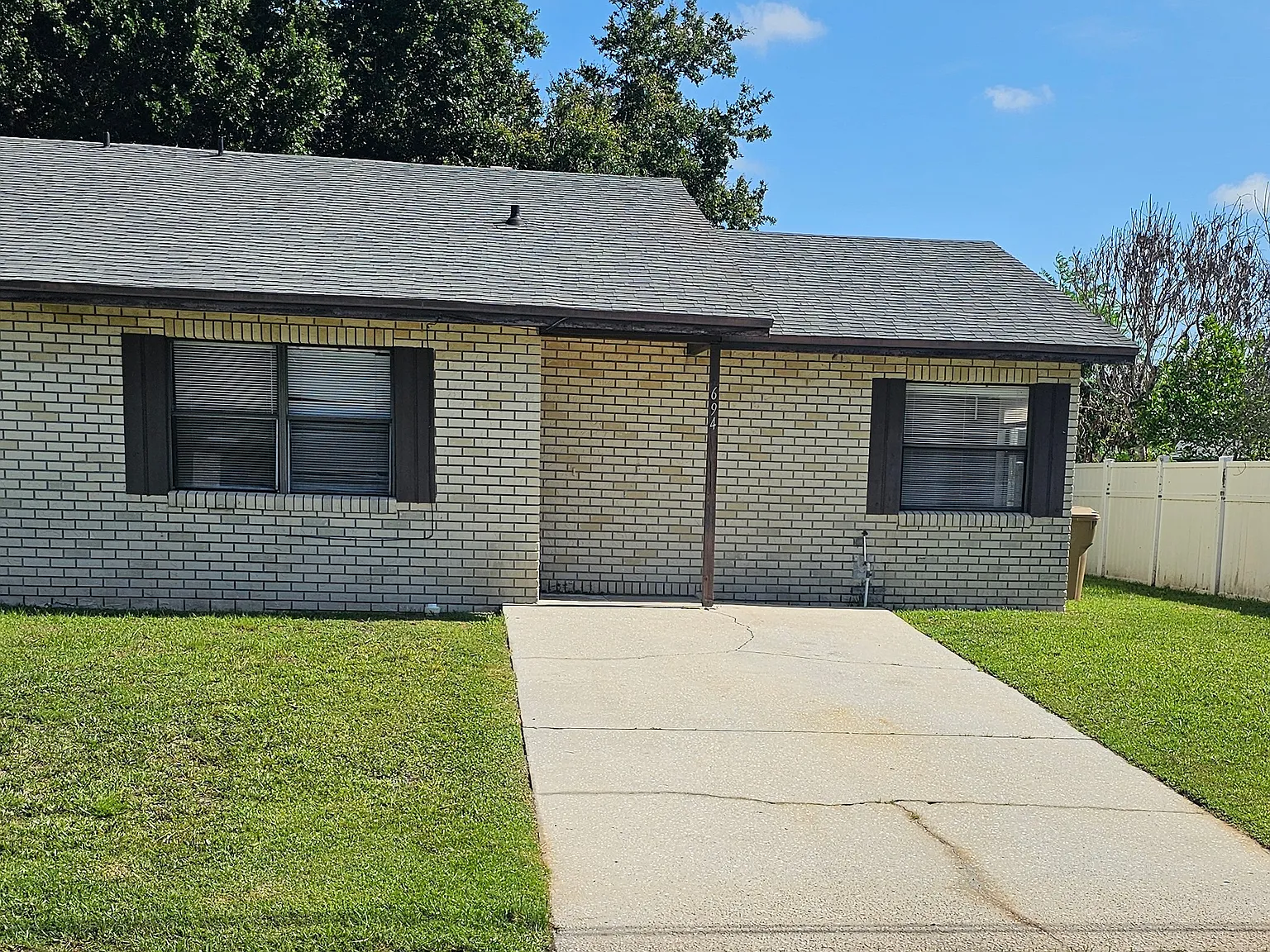 2 bed, 966 sqft, $1,475 — Photo 1