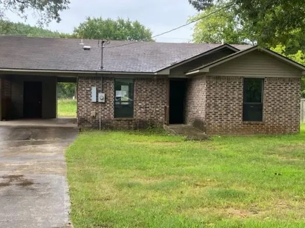 516 S Johnson St, Perry, AR 72125