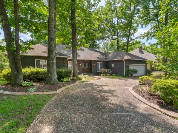 8 Riverwood Pl, Maumelle, AR 72113