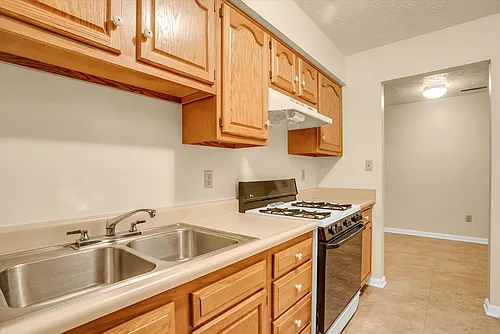Blackhawk Commons Apartments Photo 1