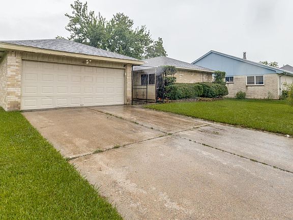 4th image of 1415 Leadenhall Cir