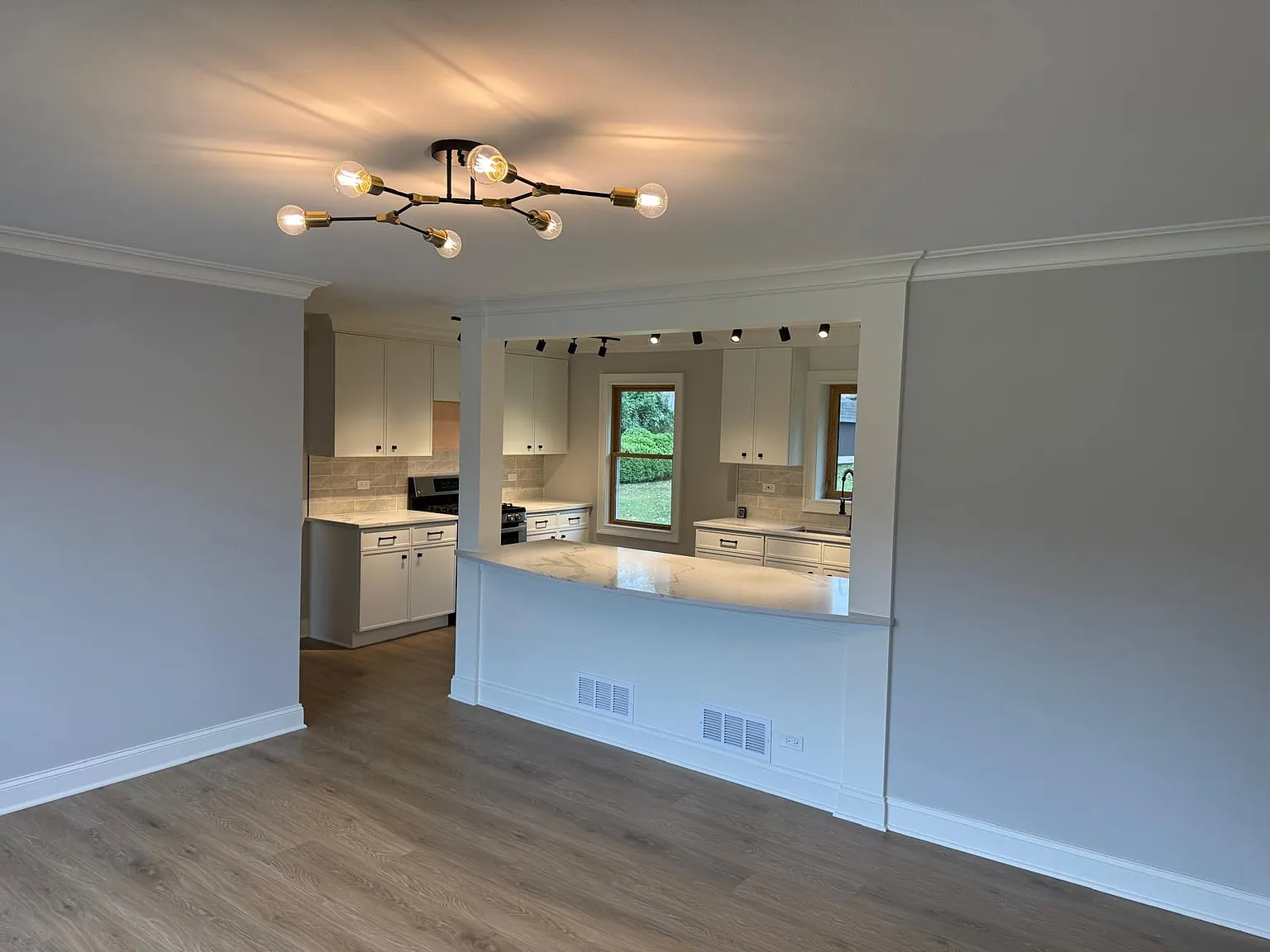 3 bed, 1470 sqft, $2,800 — Photo 1
