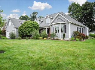 120 Sunrise Dr, Manchester, CT 06040