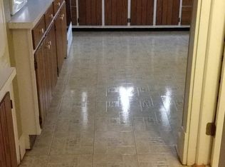 1408 Wabash Ave APT 1, Mattoon, IL 61938