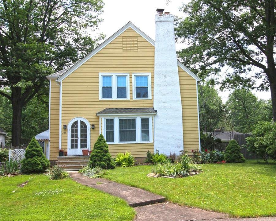 1st image of 353 Columbia Ave