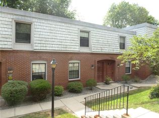 630 Carriage Cir, Pittsburgh, PA 15205